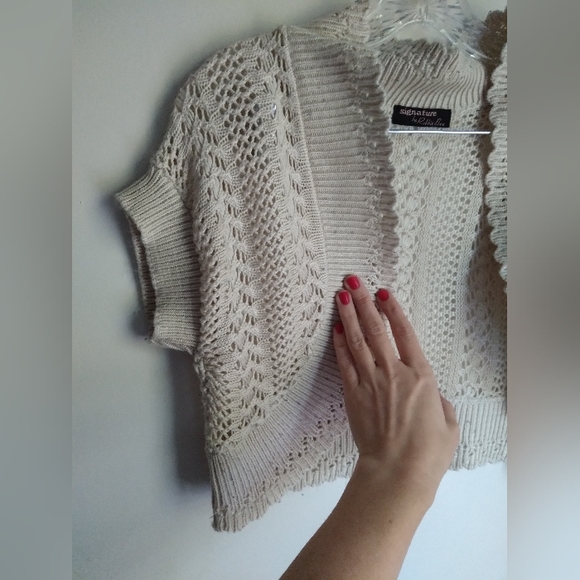 Cream knit cover up sweater - Picture 4 of 12